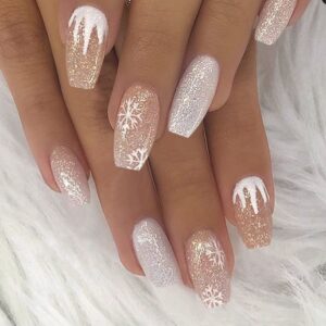 37 Stunning White Christmas Nails Perfect For Winter