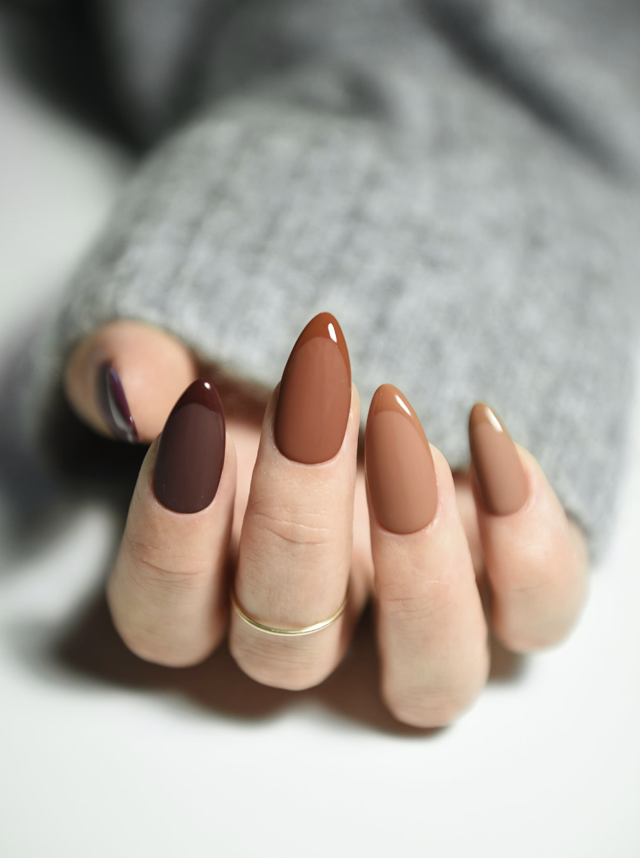 31 Classy Autumn Fall Nails Almond Shape Inspiration