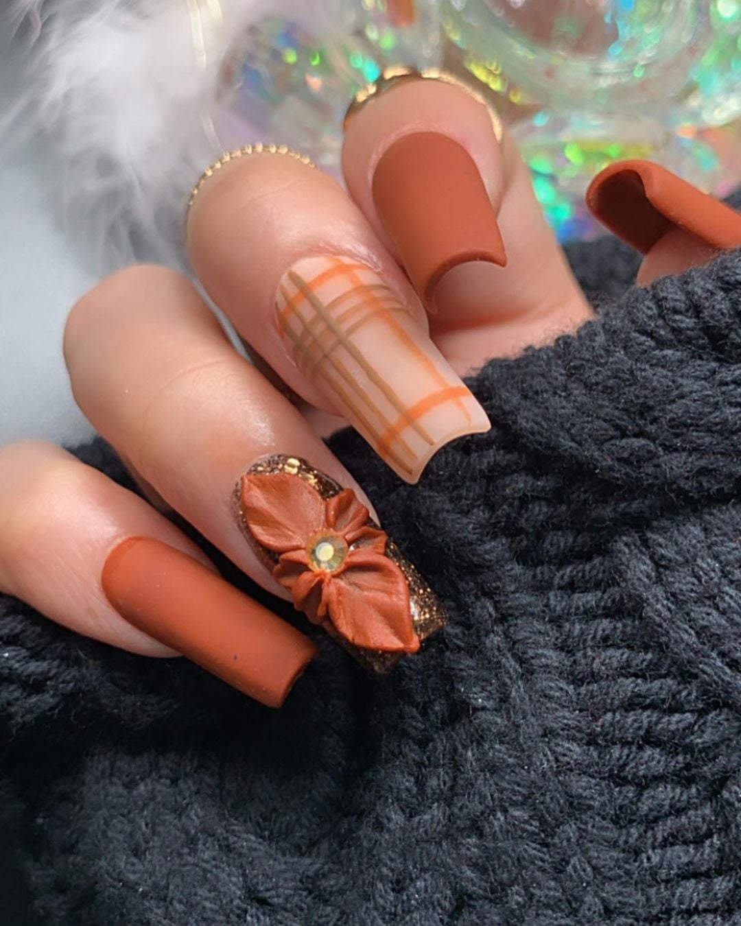 37 Thanksgiving Nails You'll Be Grateful For