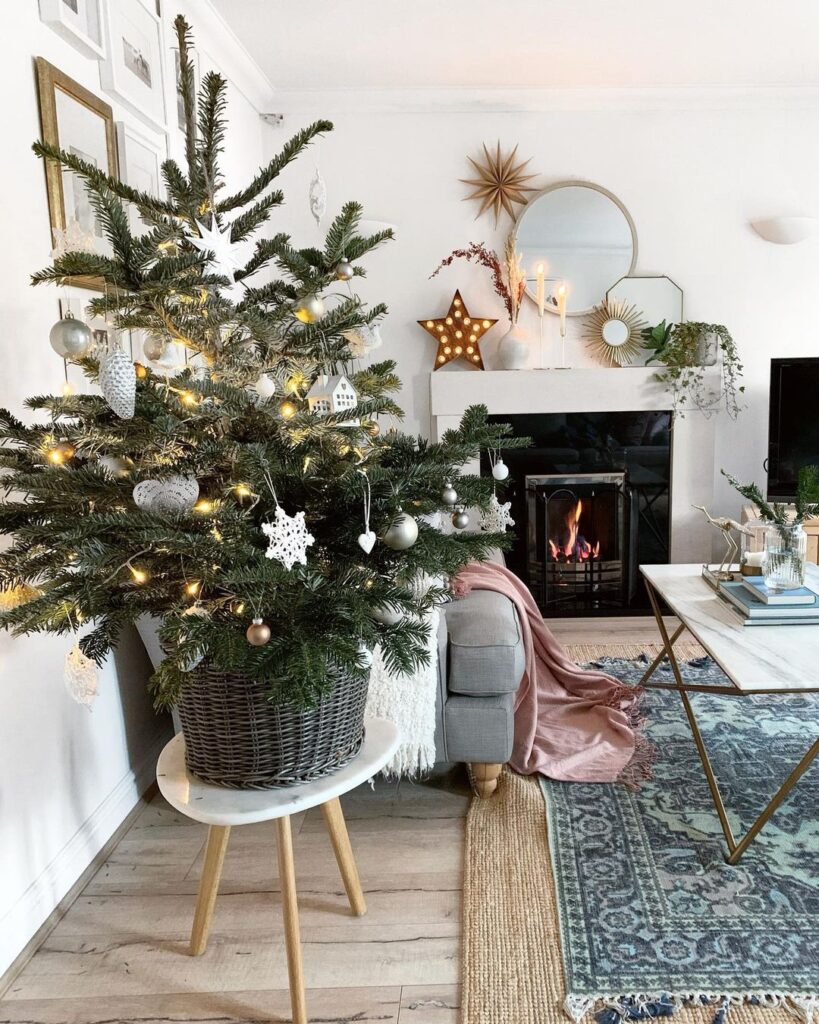 37 Christmas Tree Ideas For Small Apartments