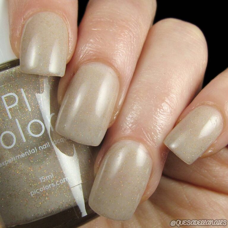 13 Show Stopping Fall Nail Colors For Pale Skin
